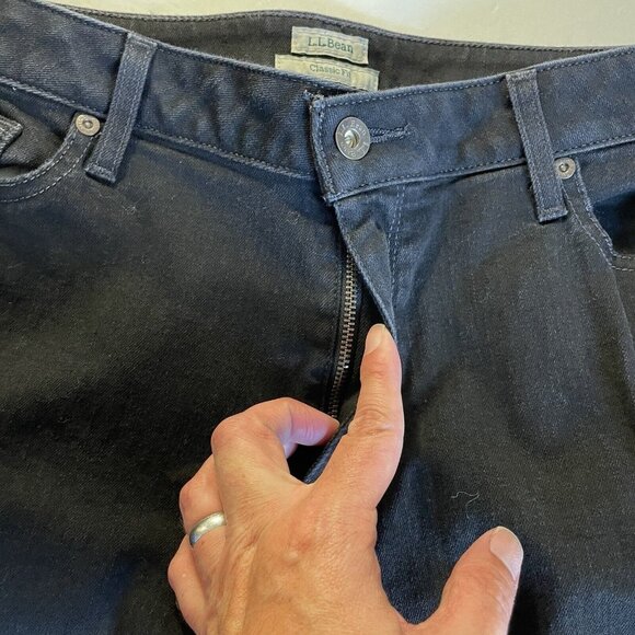 L.L. Bean True Shape Jeans Womens Size 16p Black Straight Leg Classic High Rise - Picture 3 of 9